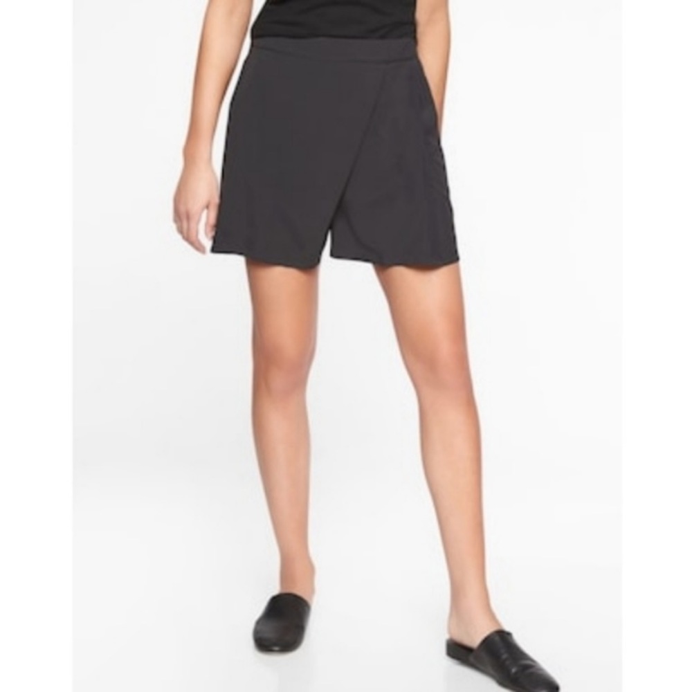 Athleta planner skort black size 6 Tall